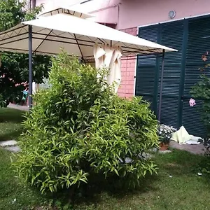  Apartment La Rosa Italien