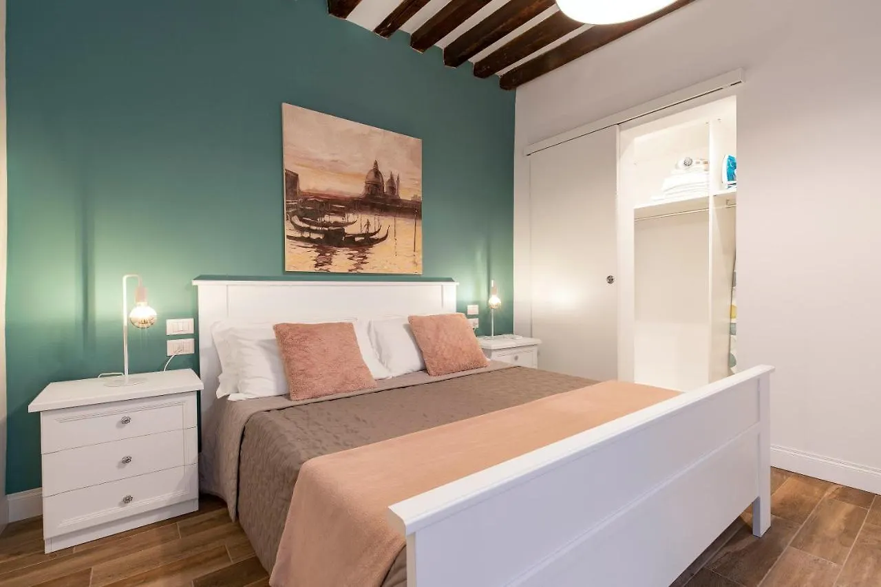 Dorsoduro Suite 1241 By Wonderful Italy Venice Apartment