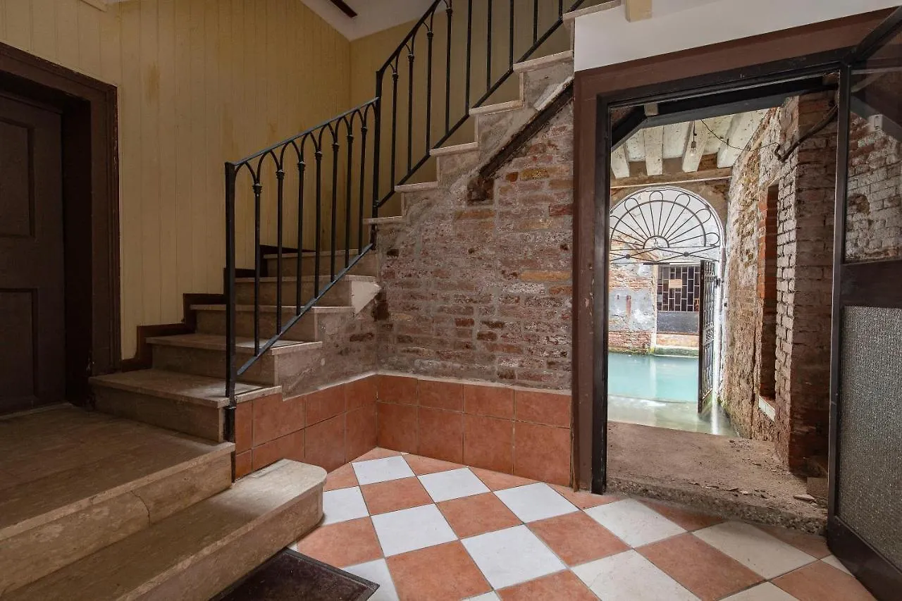 Apartment Dorsoduro Suite 1241 By Wonderful Italy Venice Italy
