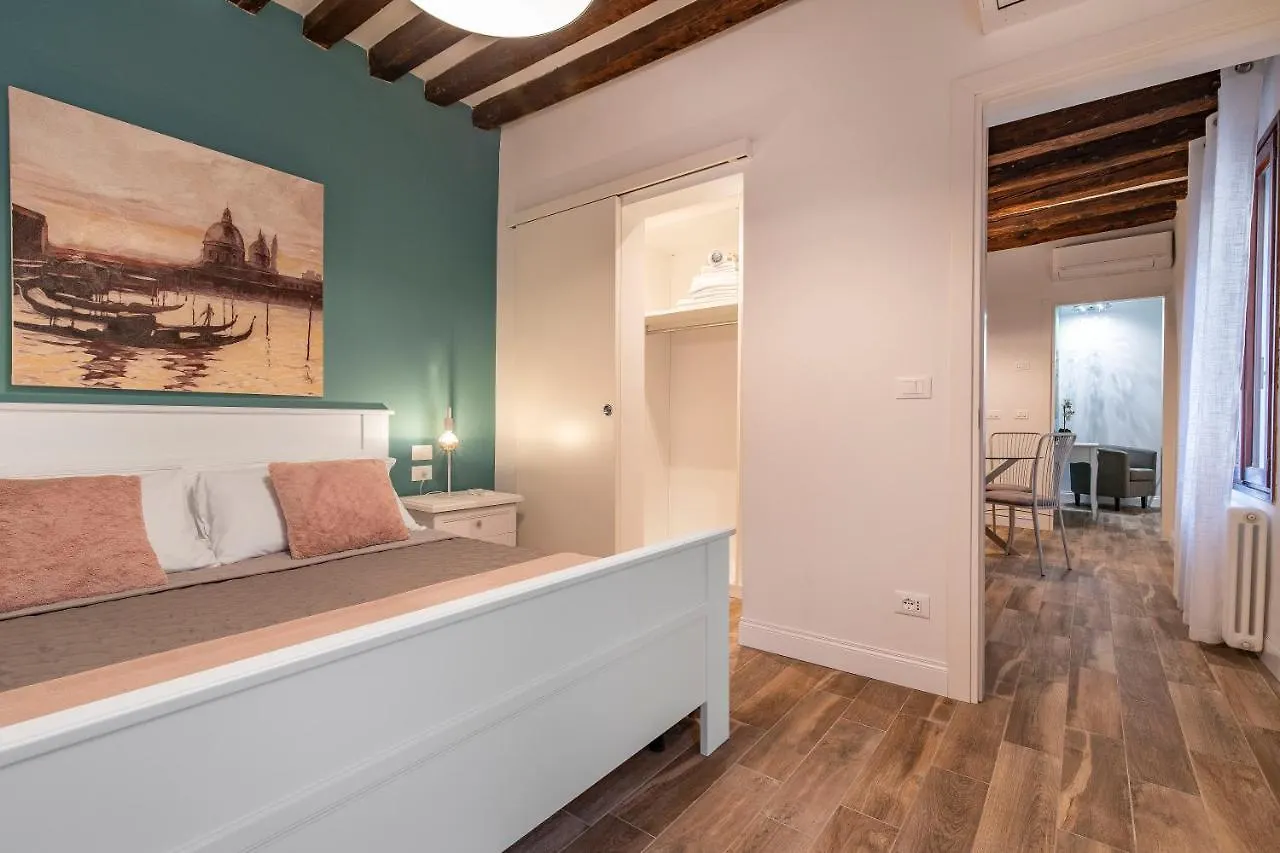 Dorsoduro Suite 1241 By Wonderful Italy Venice Italy