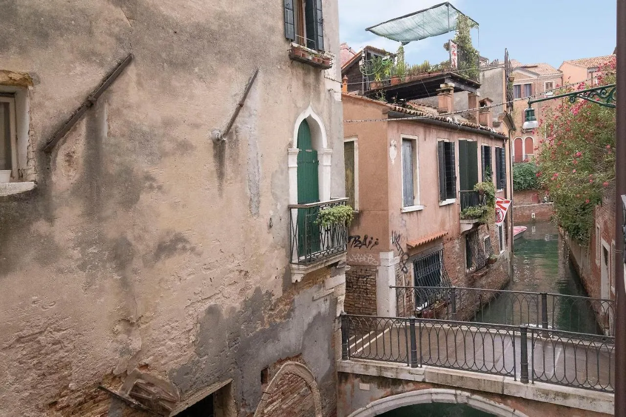 Dorsoduro Suite 1241 By Wonderful Italy Venice