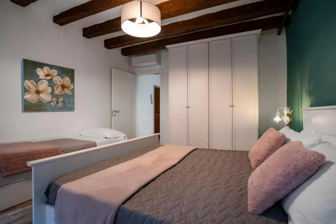 Dorsoduro Suite 1241 By Wonderful Italy Venice
