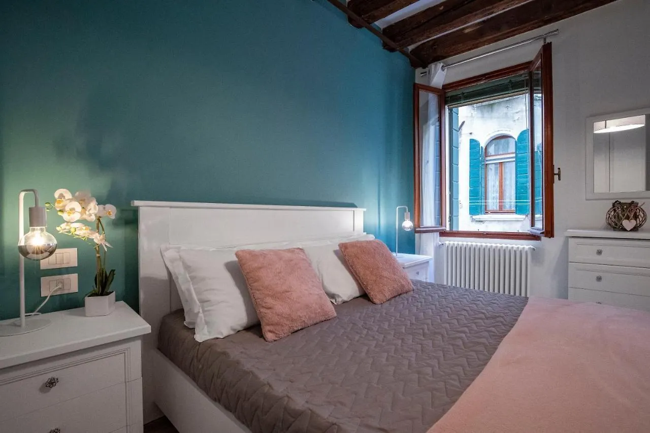 Dorsoduro Suite 1241 By Wonderful Italy Venedig Italien