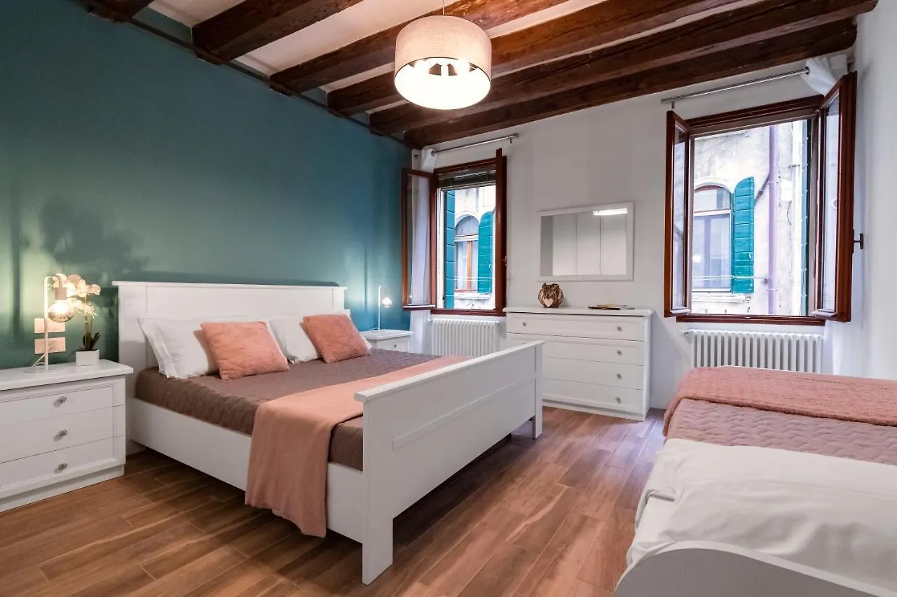 Dorsoduro Suite 1241 By Wonderful Italy Venice Apartment