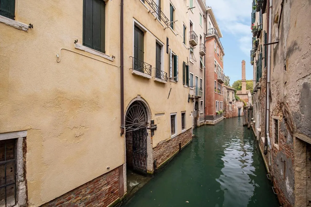 Apartment Dorsoduro Suite 1241 By Wonderful Italy Venice